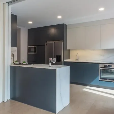 לינה וארוחת בוקר Luxury 3-bedrooms